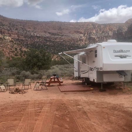Camp Valhalla At Zion Hotel Colorado City Kültér fotó